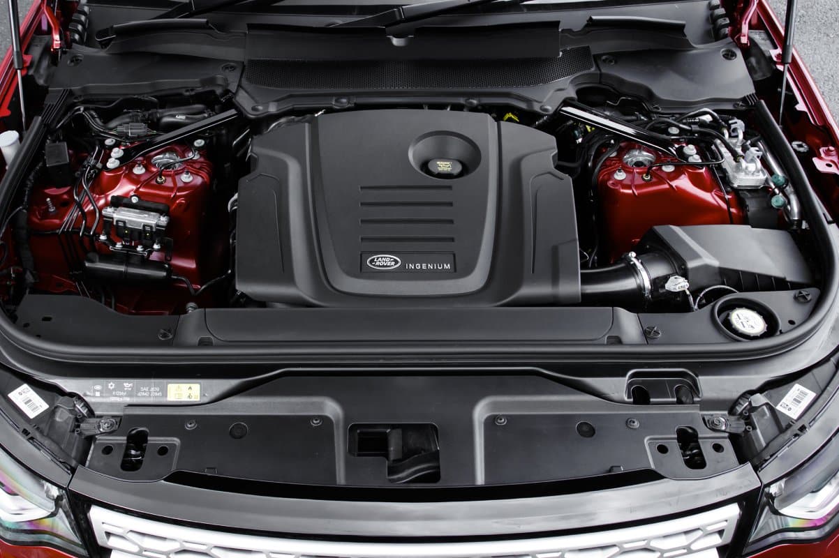 Land Rover Range Rover Oil Change 10 Reasons to Follow Your Land Rover Oil Change Schedule
