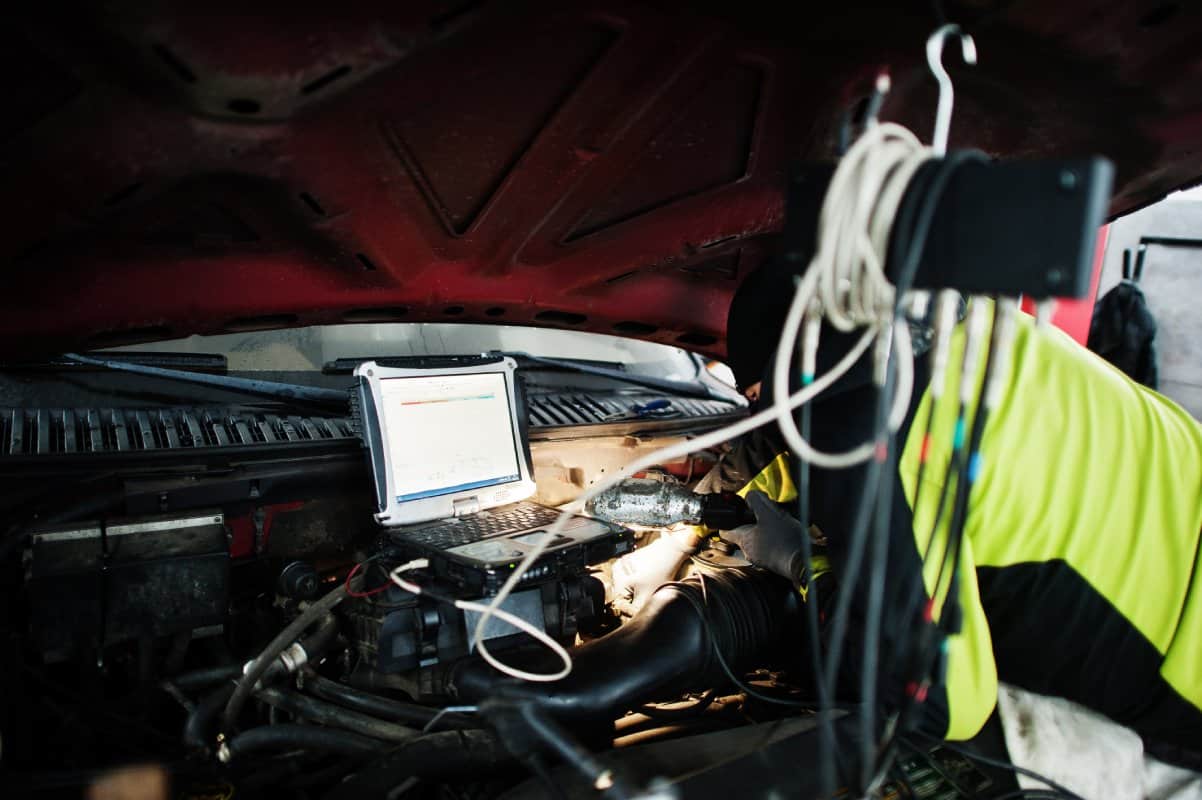 Check Rover Text Understanding the Check Engine Light Warnings in Land Rovers